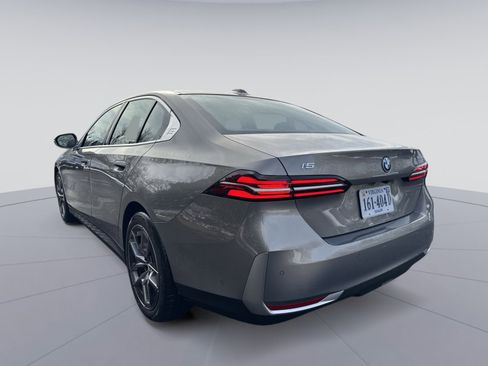 New 2026 BMW i5 eDrive40 image 27