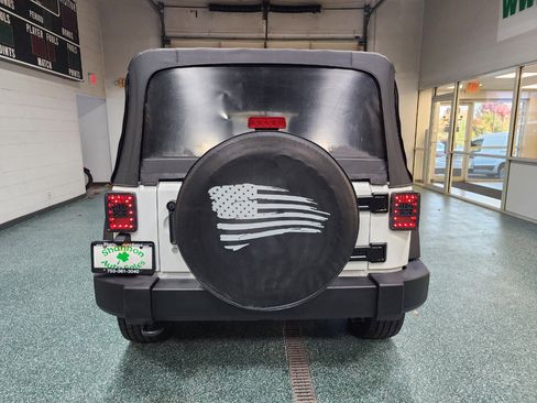 Used 2016 Jeep Wrangler Unlimited Sport w/ Quick Order Package 24S image 8