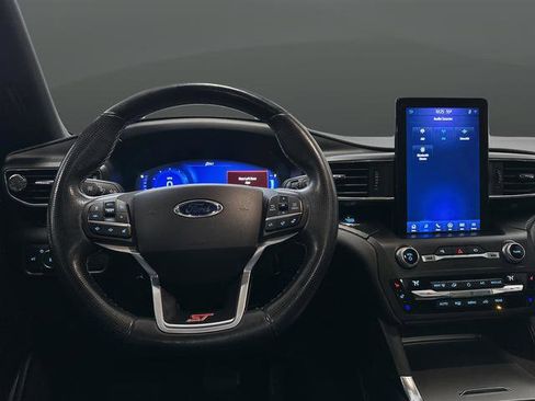 Used 2020 Ford Explorer ST w/ ST Street Pack image 5