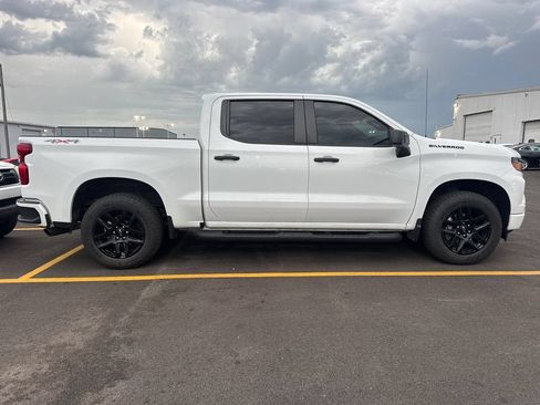 Used 2023 Chevrolet Silverado 1500 Custom w/ Rally Edition AWD/4WD image 4