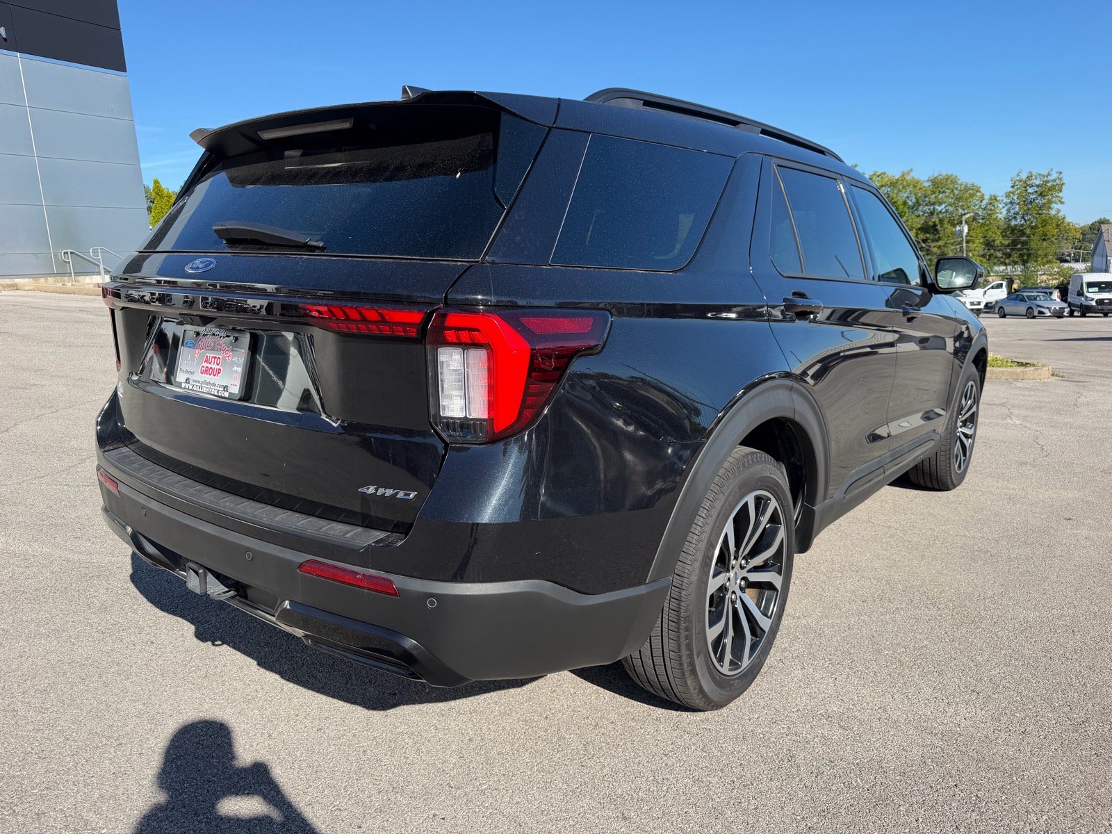 Used 2025 Ford Explorer ST-Line AWD/4WD image 13