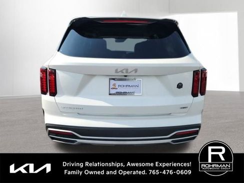Used 2023 Kia Sorento EX AWD/4WD image 6