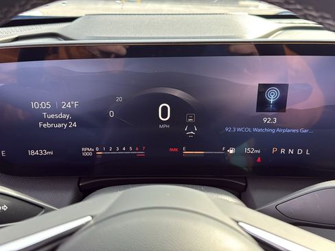 Used 2025 Buick Enclave Preferred image 14