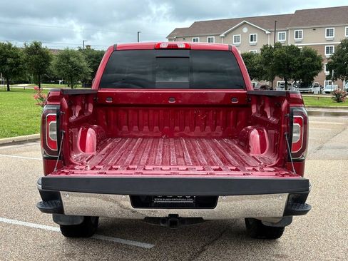 Used 2018 GMC Sierra 1500 SLT w/ Texas SLT Premium Package AWD/4WD image 7