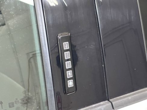 Certified 2022 Ford F150 Lariat w/ Equipment Group 502A High image 22