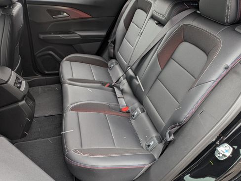 Used 2025 Chevrolet Equinox EV RS image 17