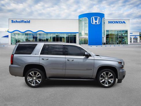 Used 2019 Chevrolet Tahoe LT AWD/4WD image 2