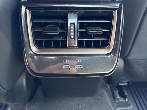 Used 2024 Toyota Crown XLE image 12