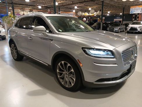 Used 2023 Lincoln Nautilus Reserve AWD/4WD image 1