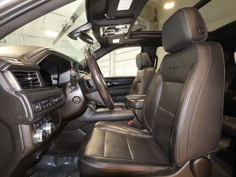 Used 2022 GMC Yukon XL Denali AWD/4WD image 23
