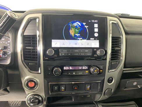 Used 2021 Nissan Titan SV w/ SV Convenience Package AWD/4WD image 23
