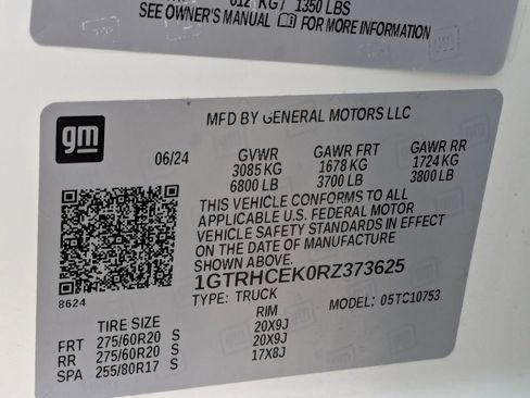 Used 2024 GMC Sierra 1500 Elevation image 32