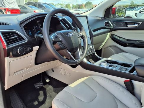 Used 2022 Ford Edge Titanium AWD/4WD image 22
