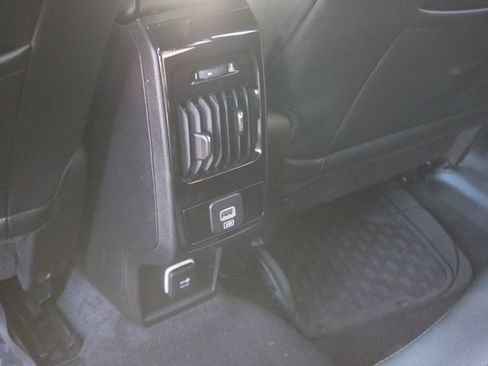 Used 2022 Jeep Compass Altitude image 23