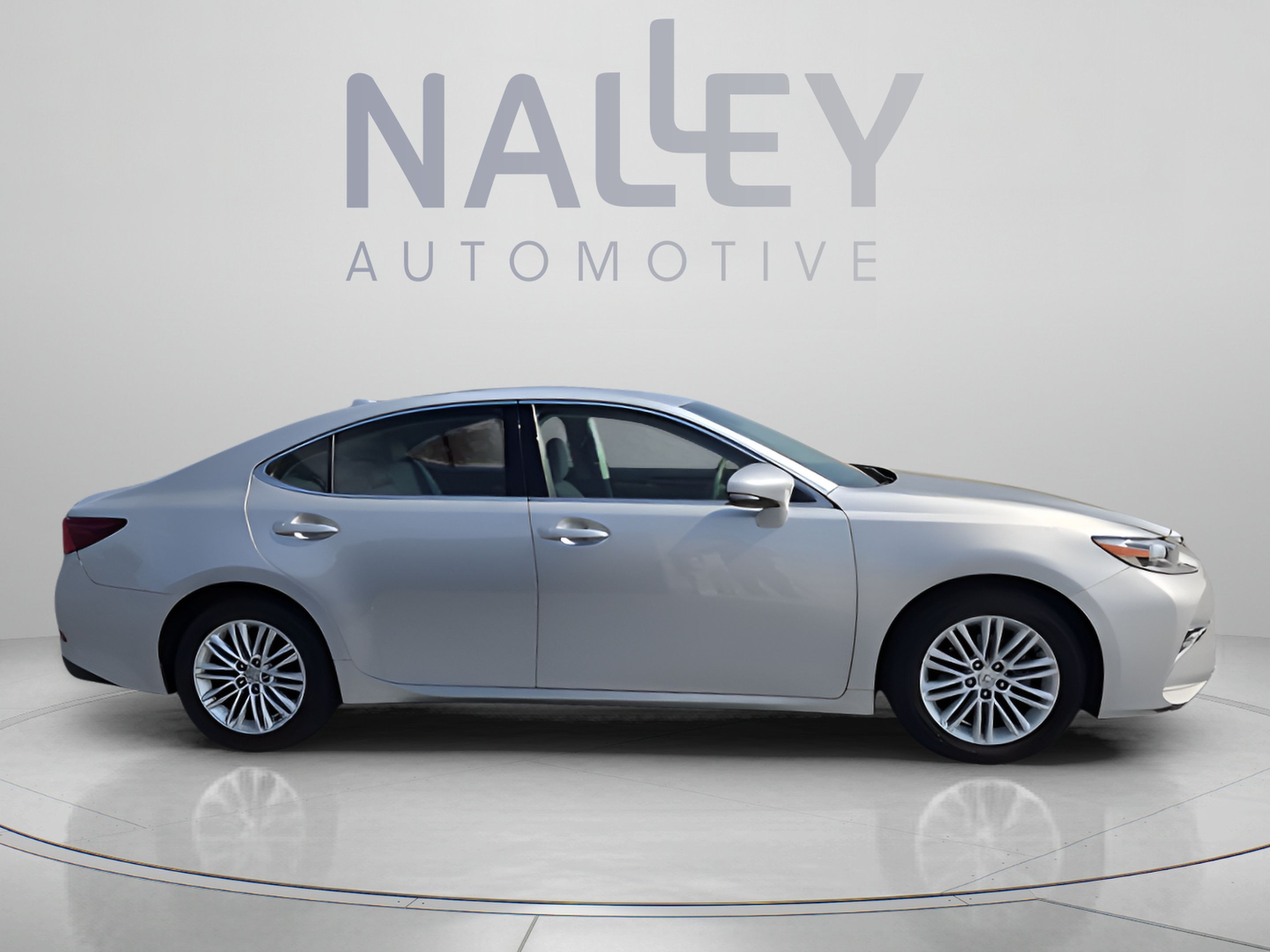 Used 2017 Lexus ES 350 w/ Premium Package FWD image 6