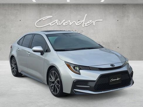 Used 2022 Toyota Corolla XSE image 2