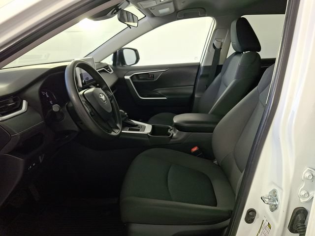 Used 2025 Toyota RAV4 LE FWD image 15