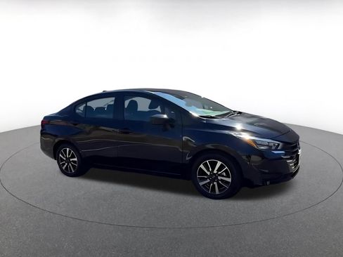 Used 2025 Nissan Versa SV FWD image 2