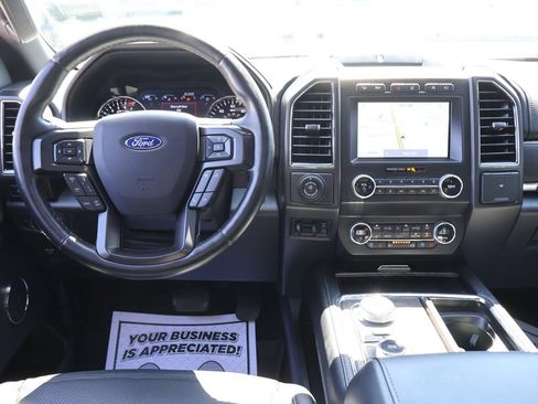 Used 2020 Ford Expedition Limited w/ Equipment Group 302A AWD/4WD image 19