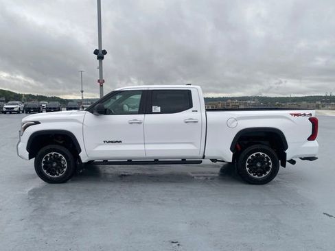 New 2026 Toyota Tundra SR5 AWD/4WD image 7