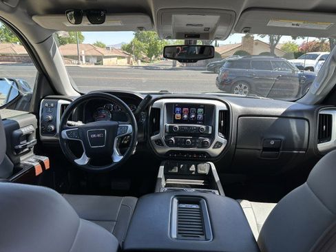 Used 2017 GMC Sierra 1500 SLT w/ SLT Premium Package AWD/4WD image 19