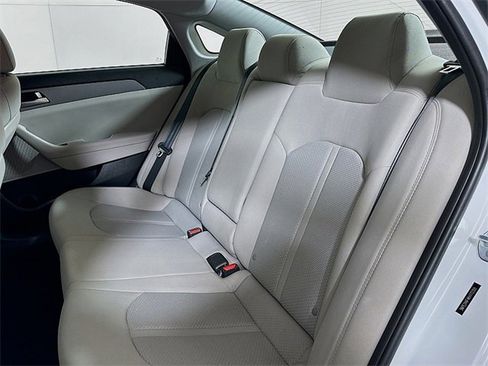 Used 2019 Hyundai Sonata SE image 20