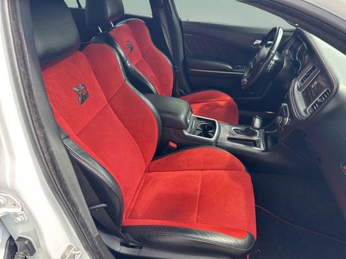 Used 2023 Dodge Charger Scat Pack w/ Plus Group RWD image 18