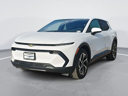 New 2026 Chevrolet Equinox EV LT image 7