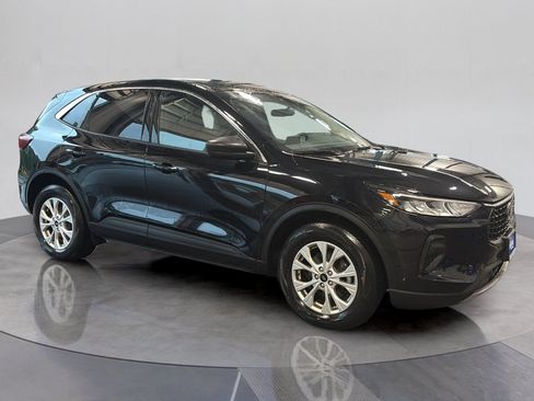 Used 2023 Ford Escape Active AWD/4WD image 10