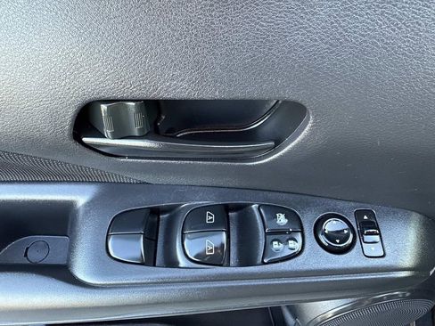 Certified 2024 Nissan Kicks S image 19