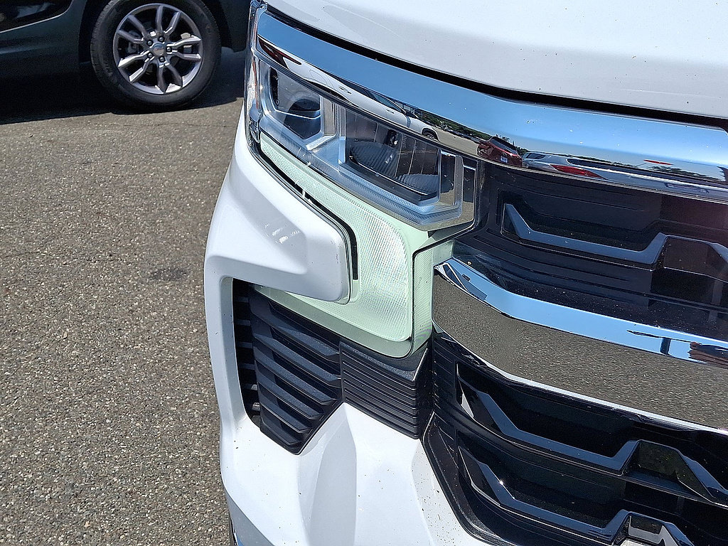 Certified 2023 Chevrolet Silverado 1500 LT AWD/4WD image 19