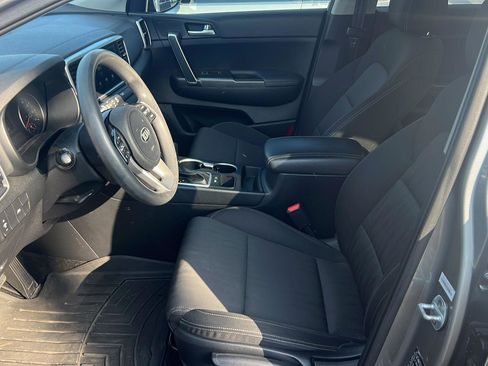 Used 2021 Kia Sportage LX FWD image 8
