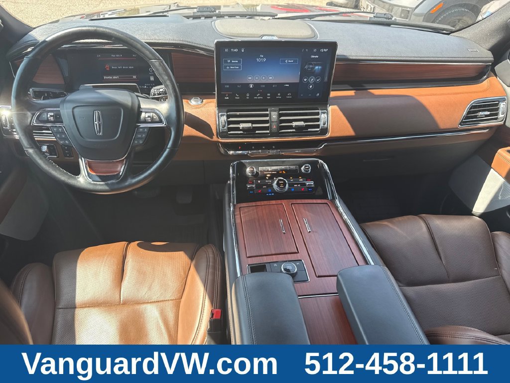 Used 2024 Lincoln Navigator L Reserve AWD/4WD image 32