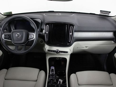 Certified 2026 Volvo XC40 B5 Ultra w/ Climate Package AWD/4WD image 7