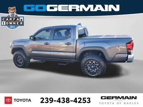 Used 2018 Toyota Tacoma SR5 image 11