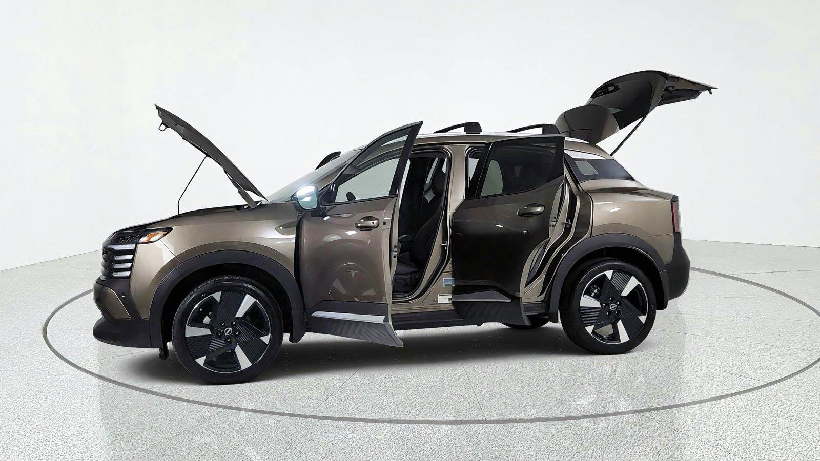 Used 2026 Nissan Kicks SR w/ Cold Weather Package AWD/4WD image 11