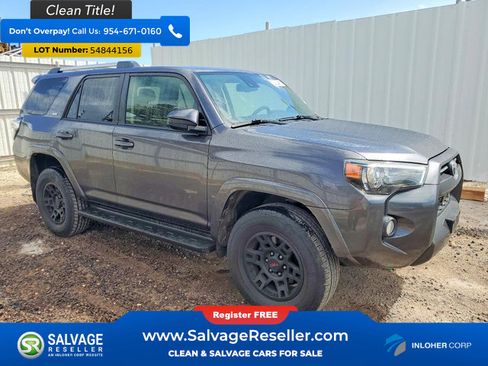 Used 2020 Toyota 4Runner SR5 AWD/4WD image 5