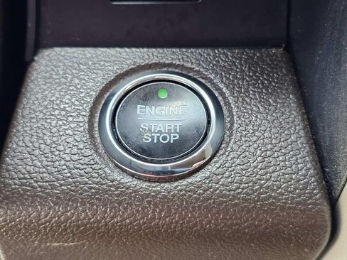 Used 2020 Ford F150 King Ranch w/ Equipment Group 601A Luxury AWD/4WD image 30