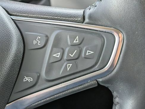 Used 2020 Chevrolet Equinox LT FWD image 26