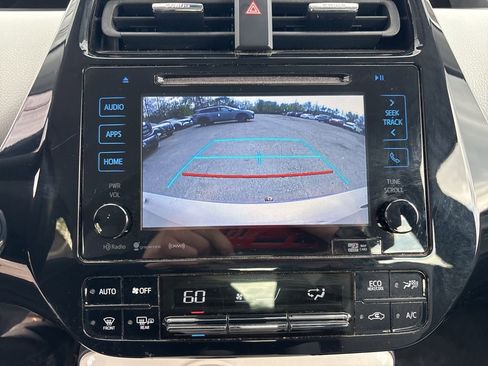 Used 2017 Toyota Prius Prime Plus FWD image 22