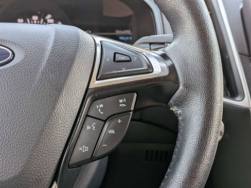 Used 2024 Ford Edge SEL image 27