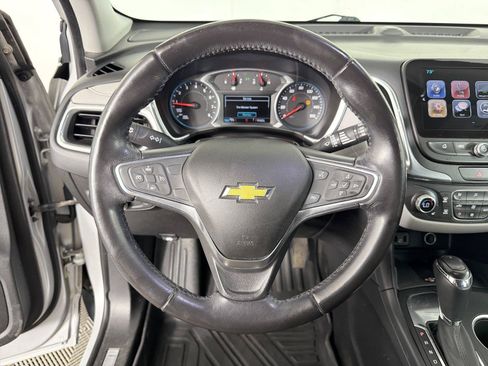 Used 2018 Chevrolet Equinox Premier FWD image 14