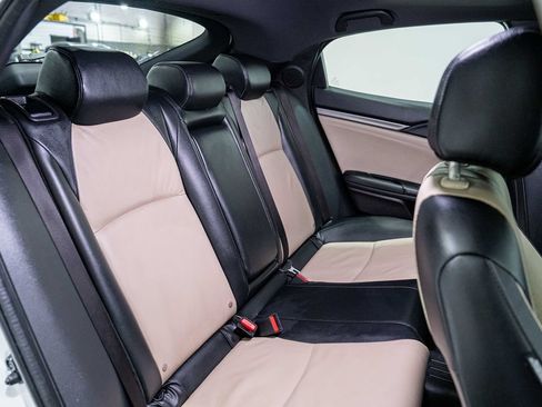 Used 2019 Honda Civic Sport Touring image 18