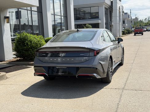 New 2026 Hyundai Sonata Limited FWD image 5