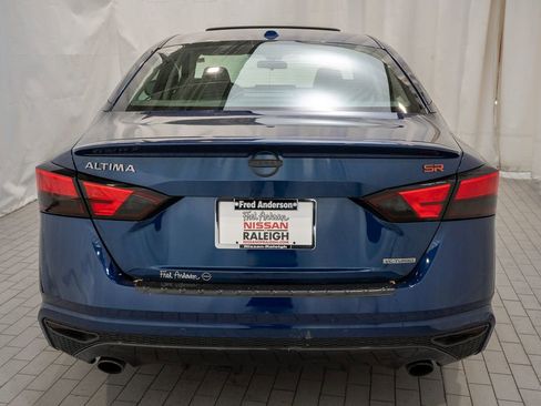 Certified 2023 Nissan Altima 2.0 SR image 5