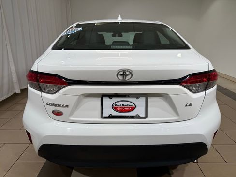 Certified 2023 Toyota Corolla LE image 4