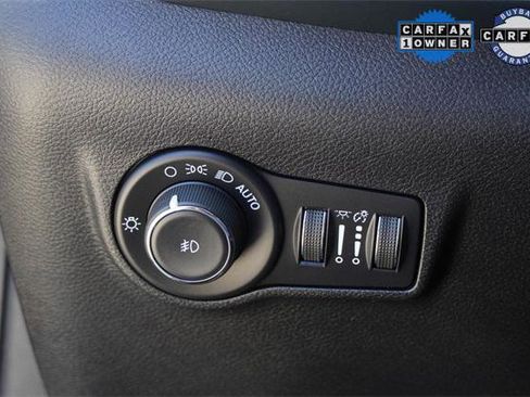 Certified 2022 Jeep Compass Limited image 20