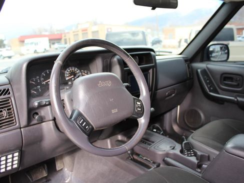 Used 2001 Jeep Cherokee Sport image 13