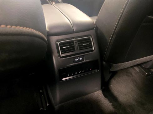 Used 2025 MAZDA CX-90 3.3 Turbo w/ Preferred Package image 28