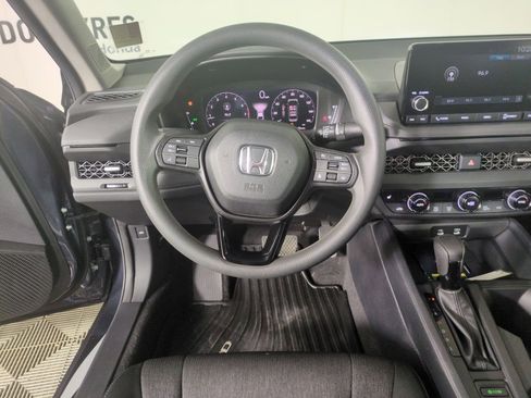 Certified 2023 Honda Accord EX image 17